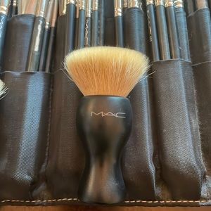 MAC 180 kabuki brush discontinued used once.